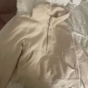 Lululemon cropped scuba hoodie quarter zip **LIKE NEW**